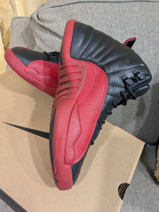 Nike Air Jordan 12 Retro Black/Red Sneakers Size 8 Excellent Condition With Box